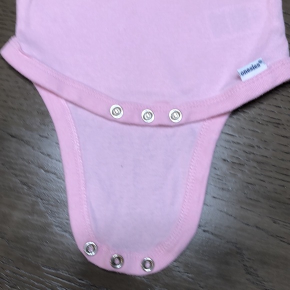 Super cute baby girl onesie - Picture 4 of 6